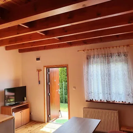 Apartamenty Pod Lipa Lukecin Exterior photo
