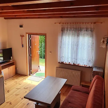 Apartamenty Pod Lipa Lukecin Exterior photo