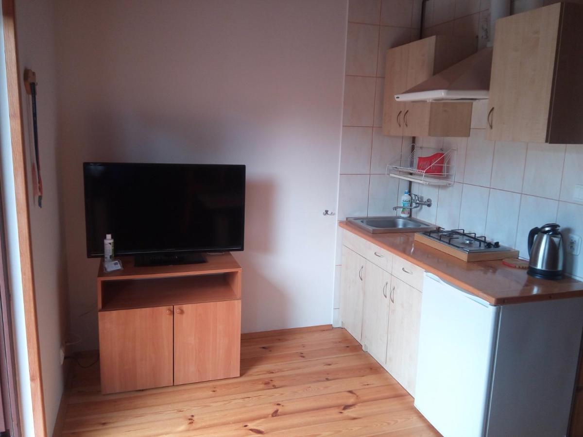 Pod Lipa Apartment Lukecin